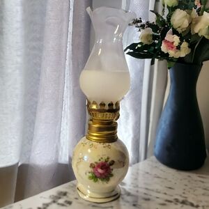 Vtg Mini Oil Kerosene Lamp Iridescent Lusterware Floral Brass Frosted Shade